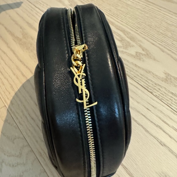 Brand new authentic YSL clutch - Picture 3 of 5